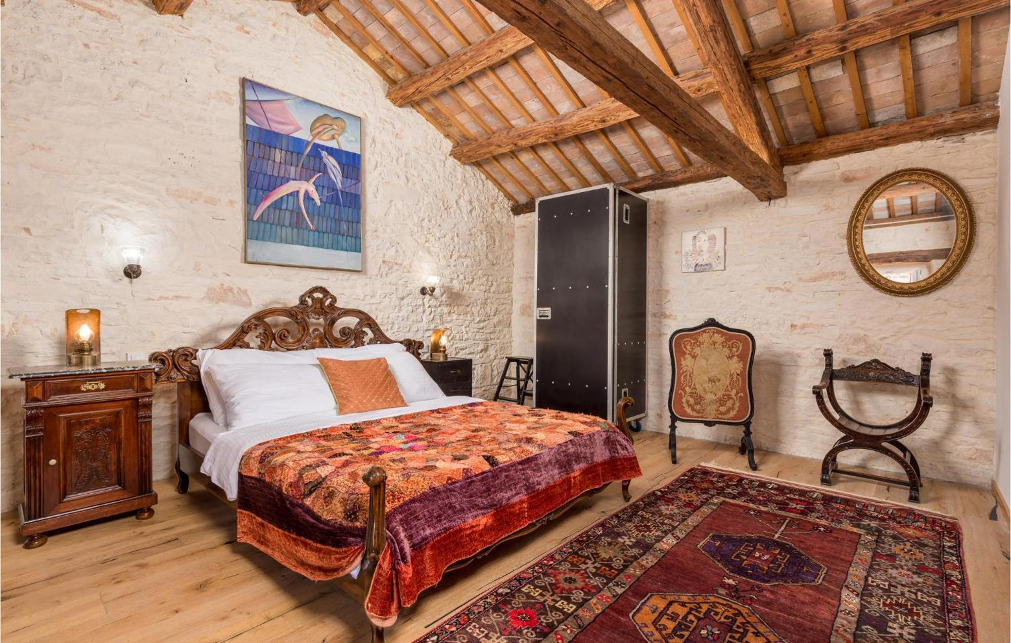 Amazing Home In Foli With Kitchen Zewnętrze zdjęcie